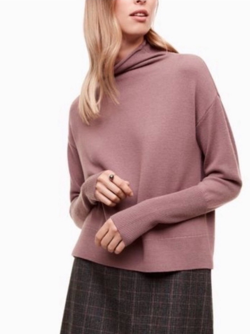 Aritzia Wilfred Cyprie Sweater in Mauve Dusty Rose
